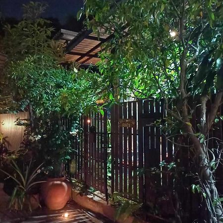 Chez Pom Hotell Chiang Mai Eksteriør bilde