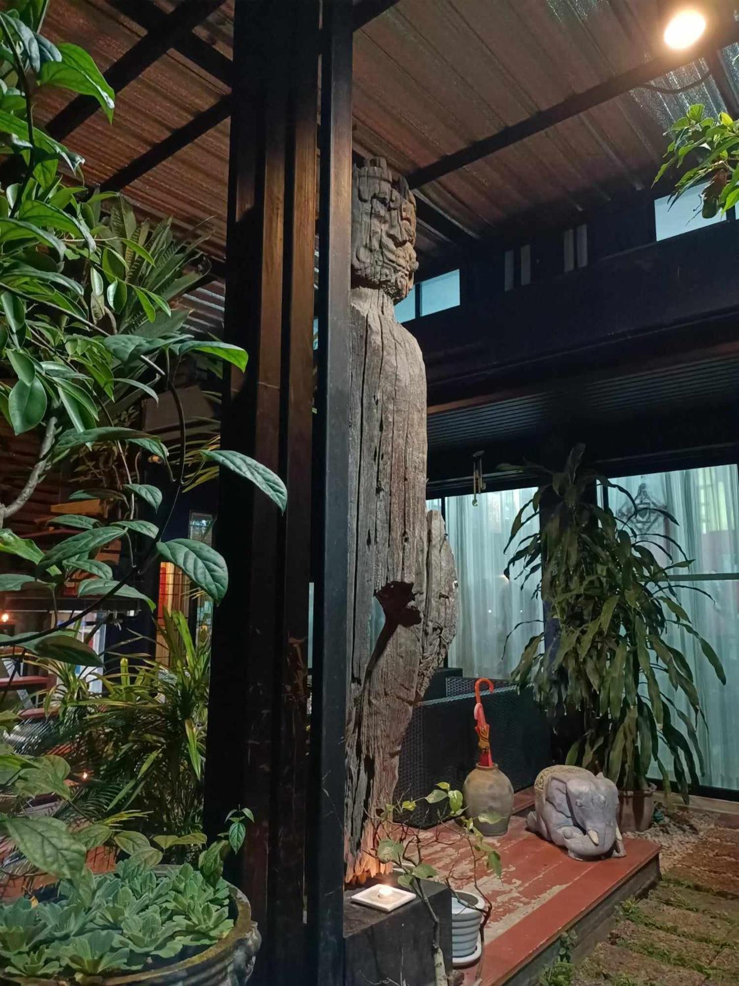 Chez Pom Hotell Chiang Mai Eksteriør bilde