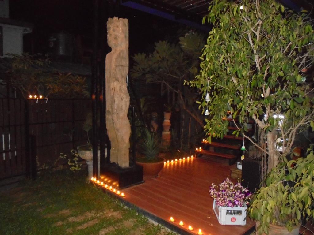 Chez Pom Hotell Chiang Mai Eksteriør bilde