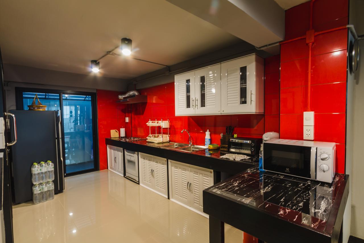 Chez Pom Hotell Chiang Mai Eksteriør bilde