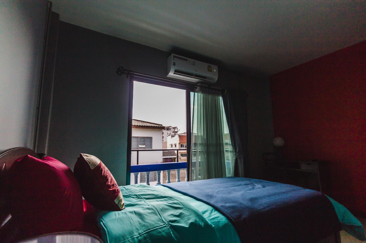 Chez Pom Hotell Chiang Mai Eksteriør bilde